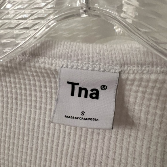 TNA White Long Sleeve Waffle Top - Picture 2 of 2